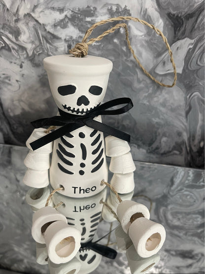 Halloween Personalised Terracotta Plant Pot Man Skeleton Character, Hanging Home or Garden Ornament , Shelf Sitter Decoration Autumn Garden Gifts